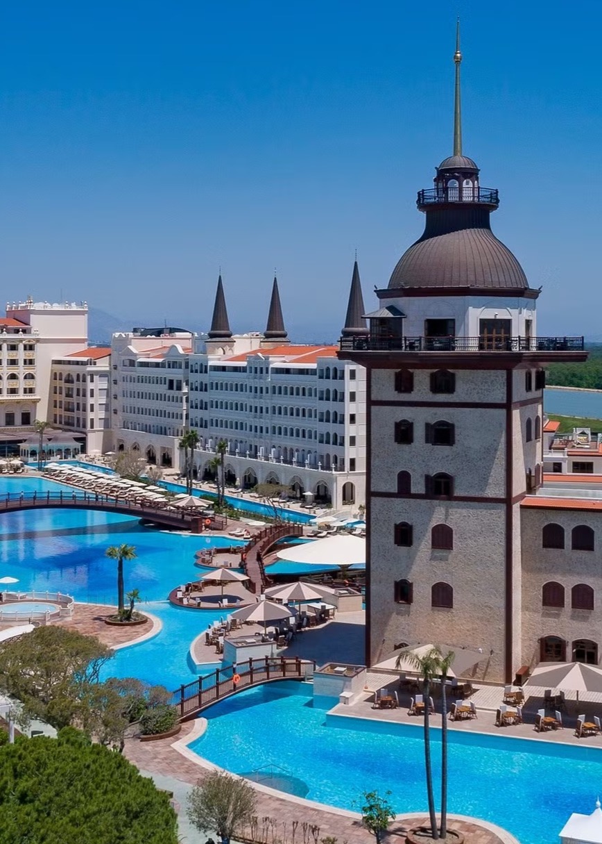 Трансфер в Titanic Mardan Palace
