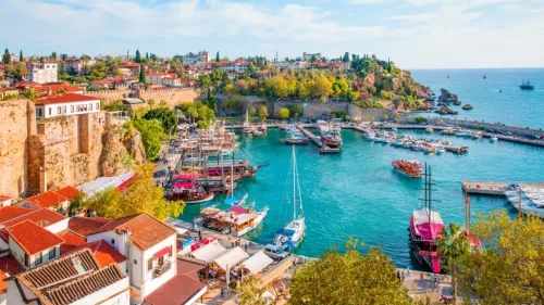 Antalya merkezdeki tarihi yerlere ve turistik noktalara özel transfer