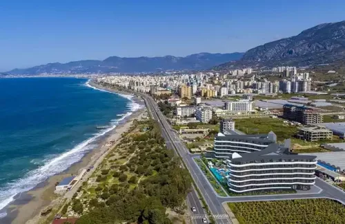 Antalya Havalimanı'ndan Alanya Kargıcak bölgesine doğrudan, güvenli ve ultra lüks VIP ulaşım sağlayan Mercedes Vito transfer aracı.